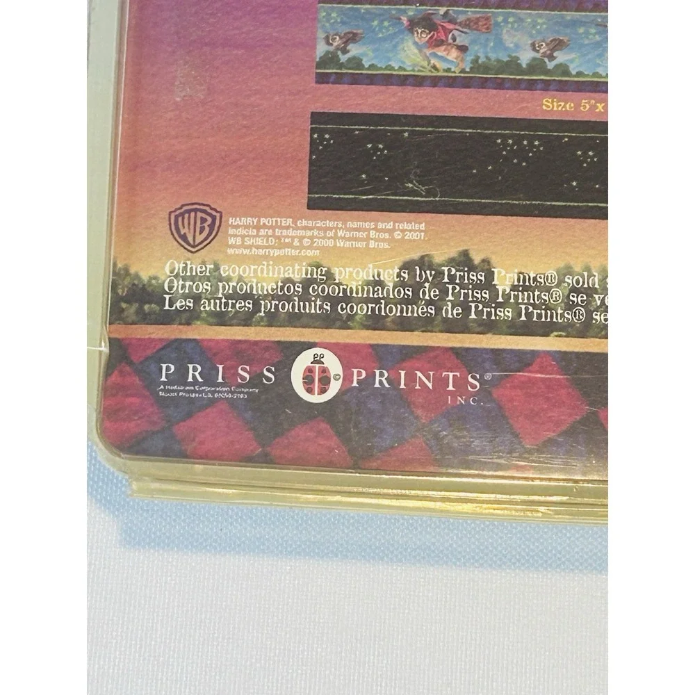 Harry Potter Wallpaper Border Stick-Ups Glow In The Dark NEW